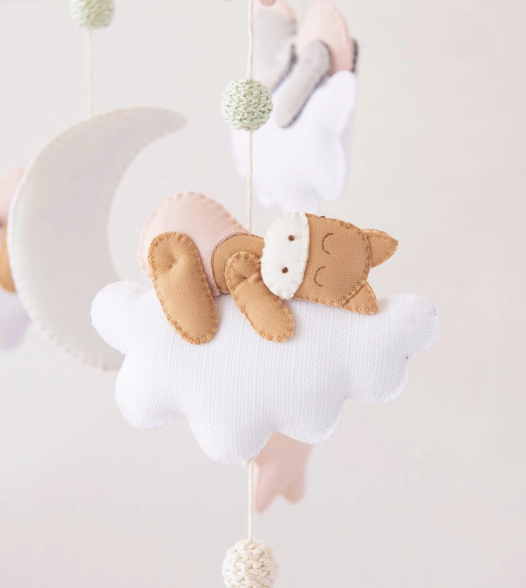 Móviles de cuna – Animalitos dormidos en las nubes